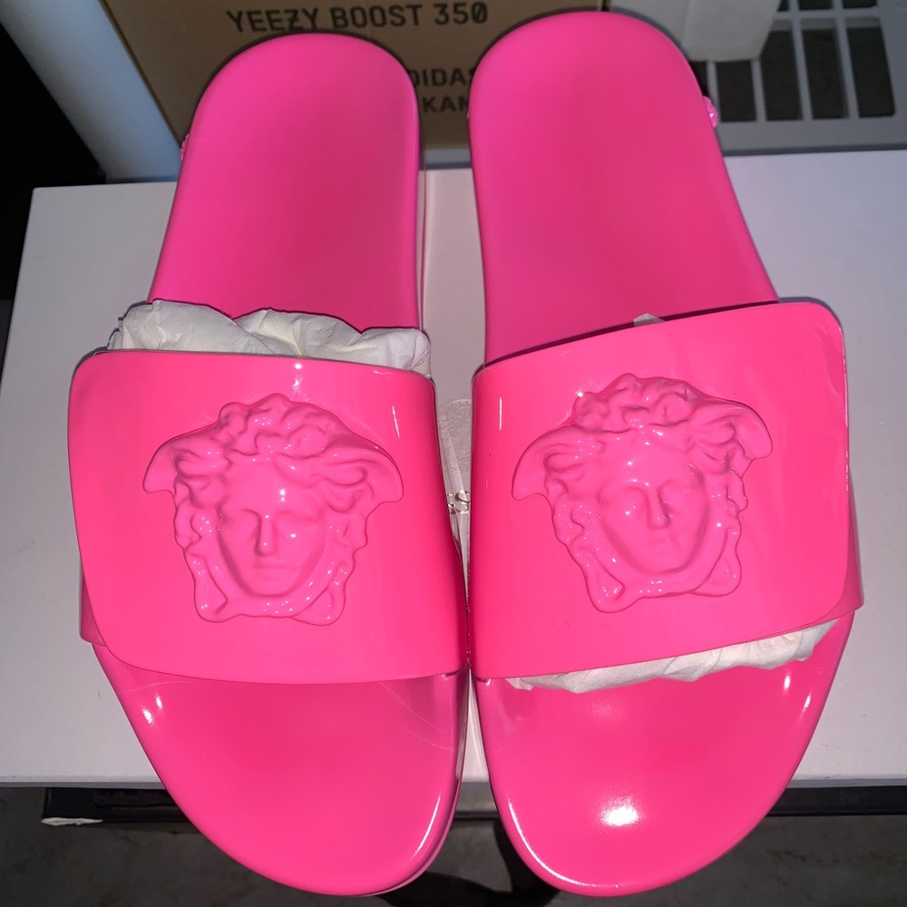 Versace slides